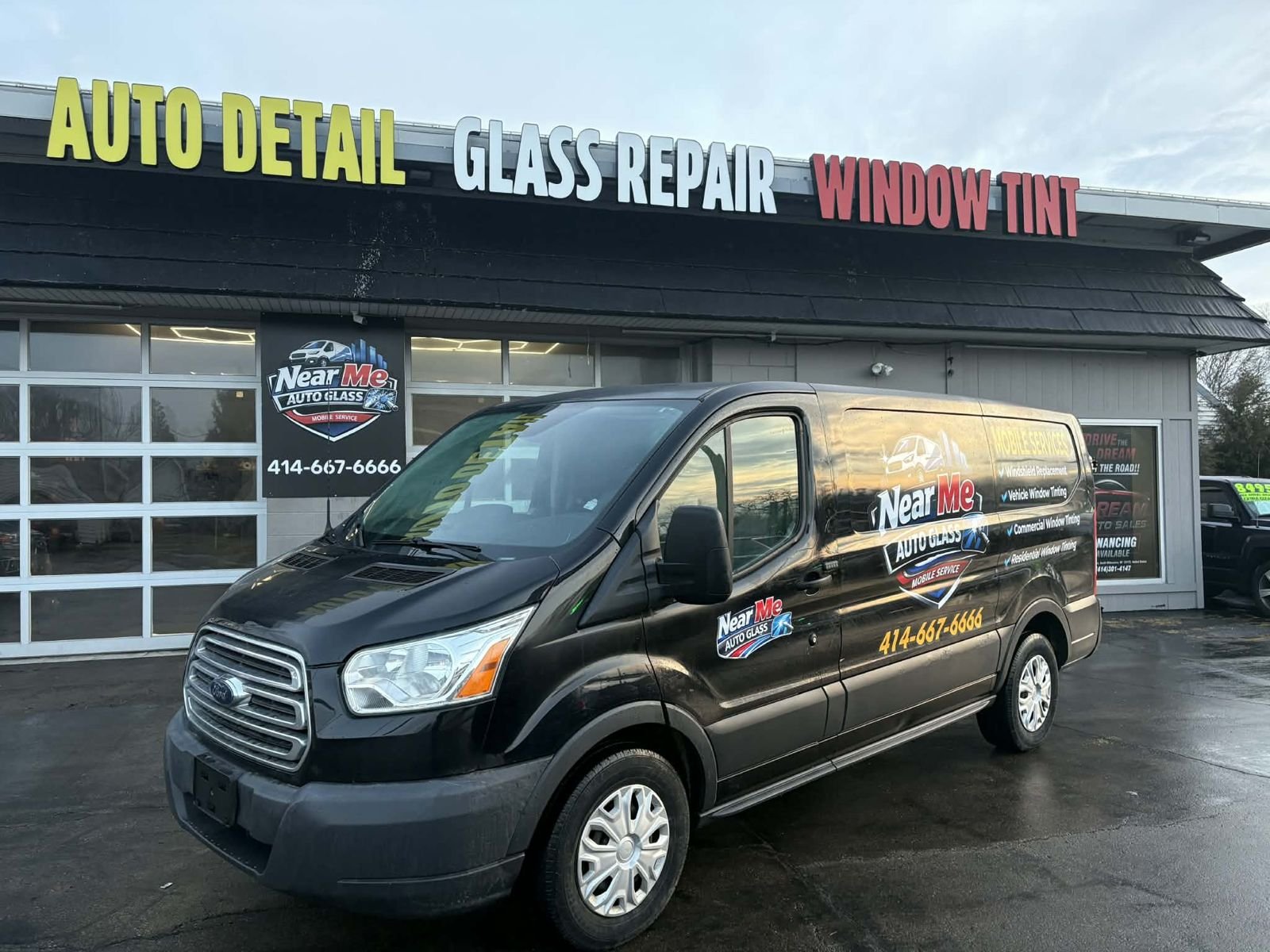 Near Me Auto Glass mobile service van