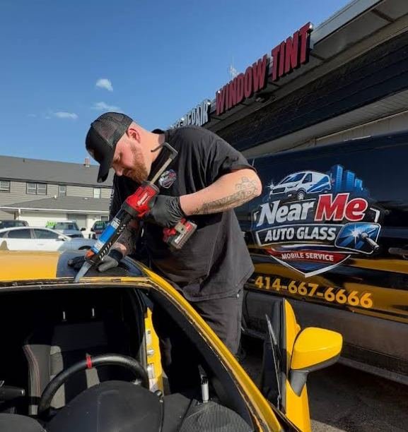 Installing a new windshield on-site